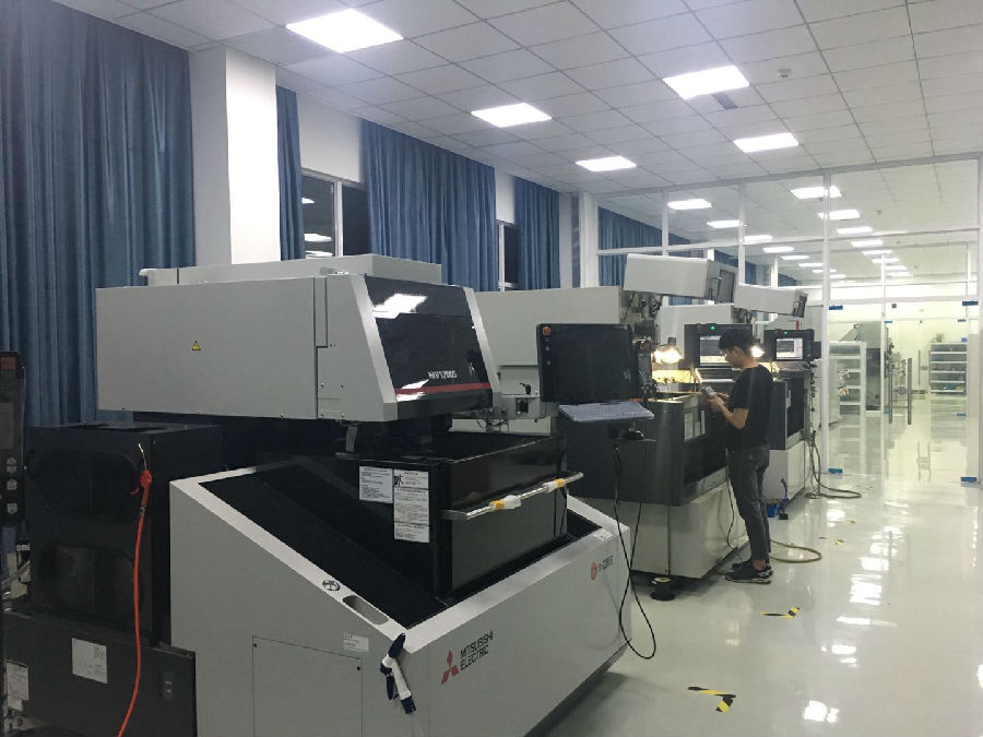 3三菱電機(jī)精密電加工培訓(xùn)中心.jpg