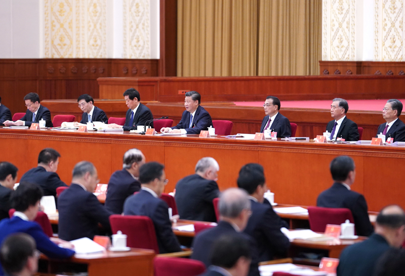 中國共產黨第十九屆中央委員會第五次全體會議,于2020年10月26日至29日在北京舉行。這是習近平、李克強、栗戰書、汪洋、王滬寧、趙樂際、韓正等在主席臺上。新華社記者 殷博古 攝